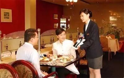 餐飲服務(wù)的56個(gè)細(xì)節(jié) 讓顧客記住你的餐廳！